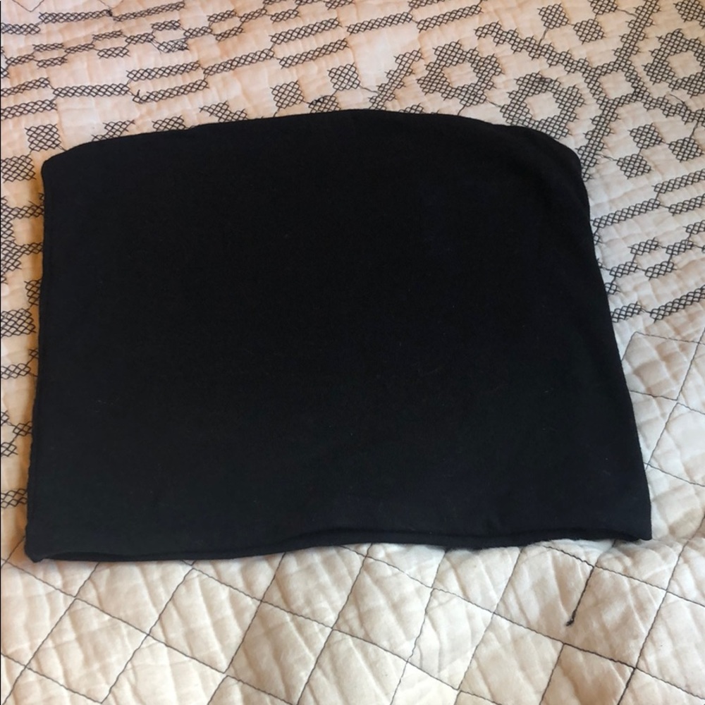 Black brandy Melville strapless crop top